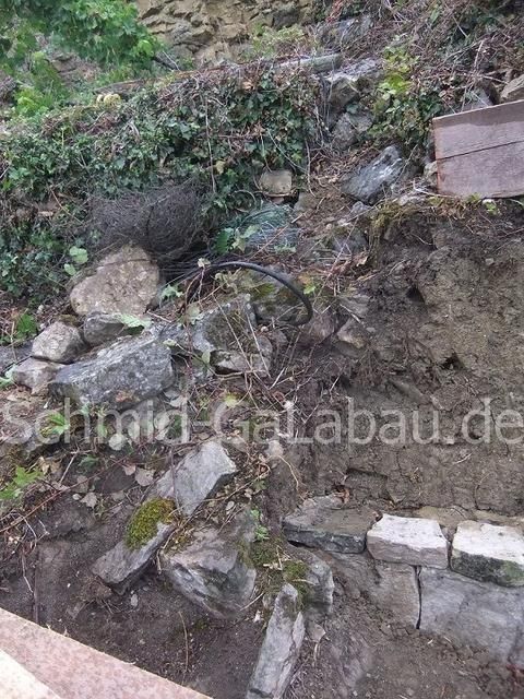 Treppenanlage vor der Freilegung durch die Gärtner von Hans